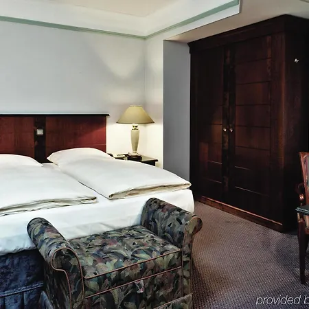 Hotel H4 Hannover Messe 4*