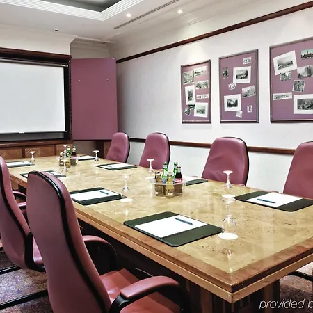 H4 Hannover Messe, Trademark Collection By Wyndham Hotel 4*