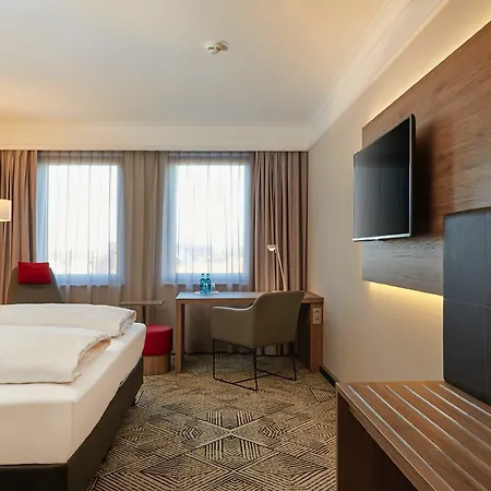 Hotel H4 Hannover Messe 4*