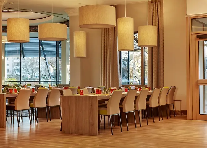 H4 Hannover Messe, Trademark Collection By Wyndham 4*