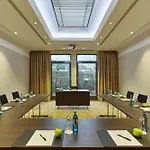 Hotel H4 Hannover Messe, Trademark Collection By Wyndham 4*