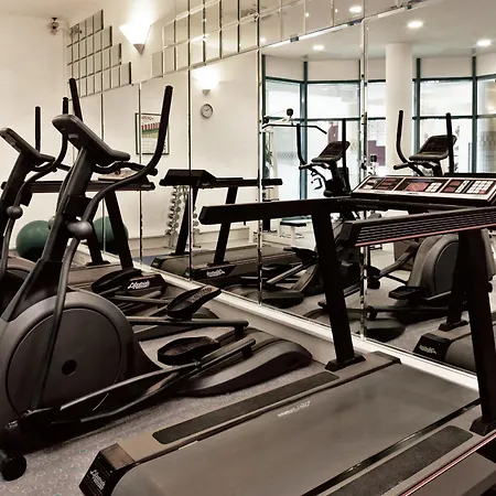 Hotel H4 Hannover Messe, Trademark Collection By Wyndham