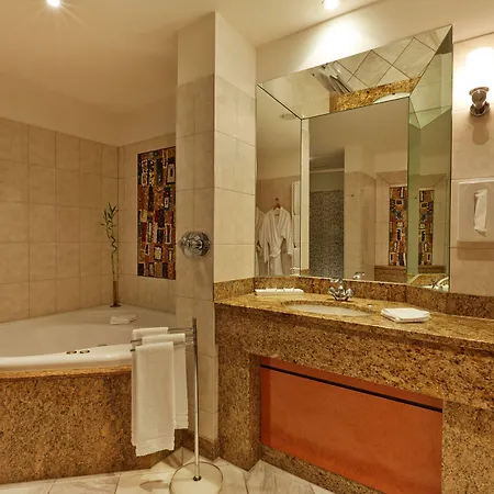 H4 Hannover Messe, Trademark Collection By Wyndham Hotel Laatzen