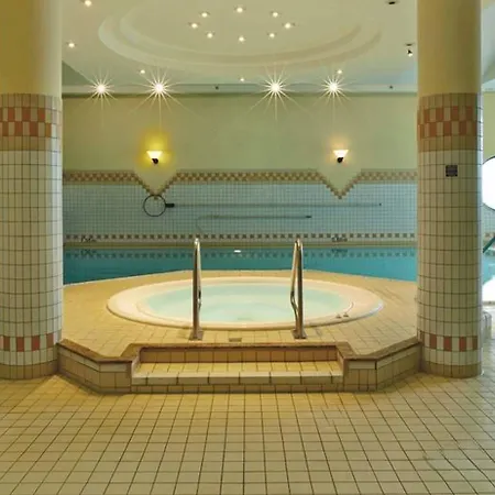 H4 Hannover Messe, Trademark Collection By Wyndham Hotel 4*