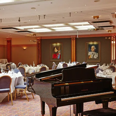 H4 Hannover Messe Hotel 4*