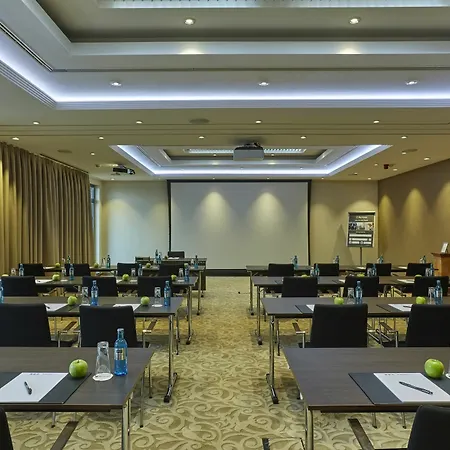 H4 Hannover Messe Hotel 4*