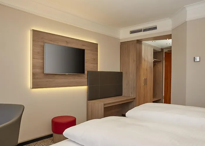 H4 Hannover Messe, Trademark Collection By Wyndham Hotel 4*