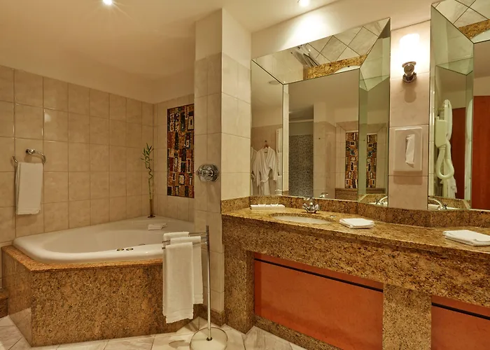 H4 Hannover Messe, Trademark Collection By Wyndham Hotel Laatzen