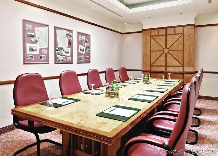 H4 Hannover Messe, Trademark Collection By Wyndham Hotel 4*